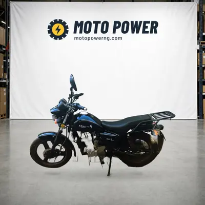 Max-S 200 Scooter